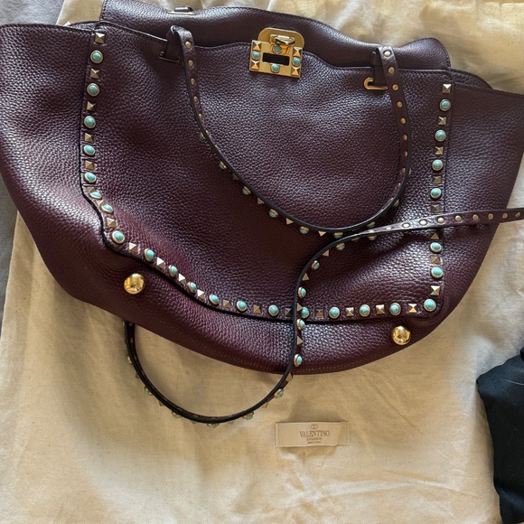 Valentino - Picture 3 of 3